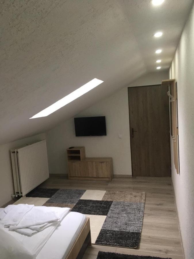 Hotel Casa Andy Buşteni Zewnętrze zdjęcie