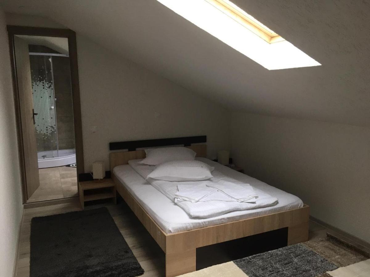 Hotel Casa Andy Buşteni Zewnętrze zdjęcie