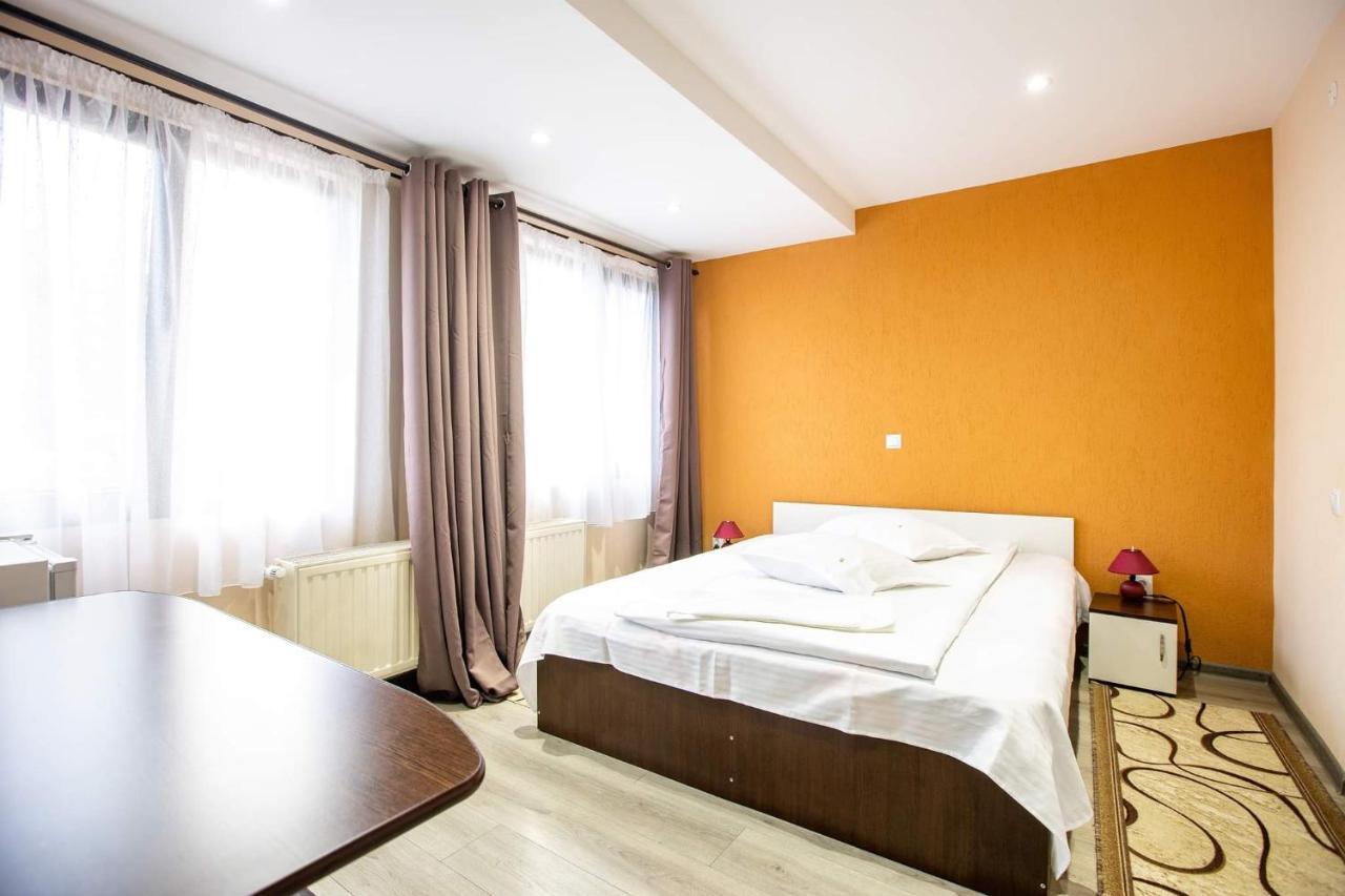 Hotel Casa Andy Buşteni Zewnętrze zdjęcie