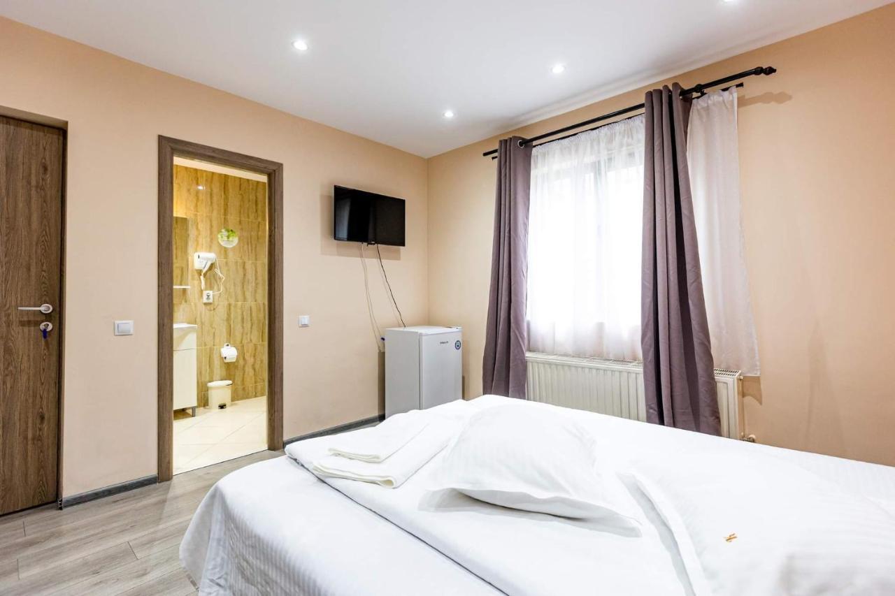 Hotel Casa Andy Buşteni Zewnętrze zdjęcie